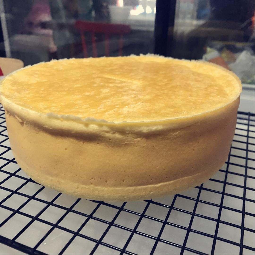 不用烤箱也能做出松软美味的蛋糕，蒸粘米粉(大米粉)蛋糕