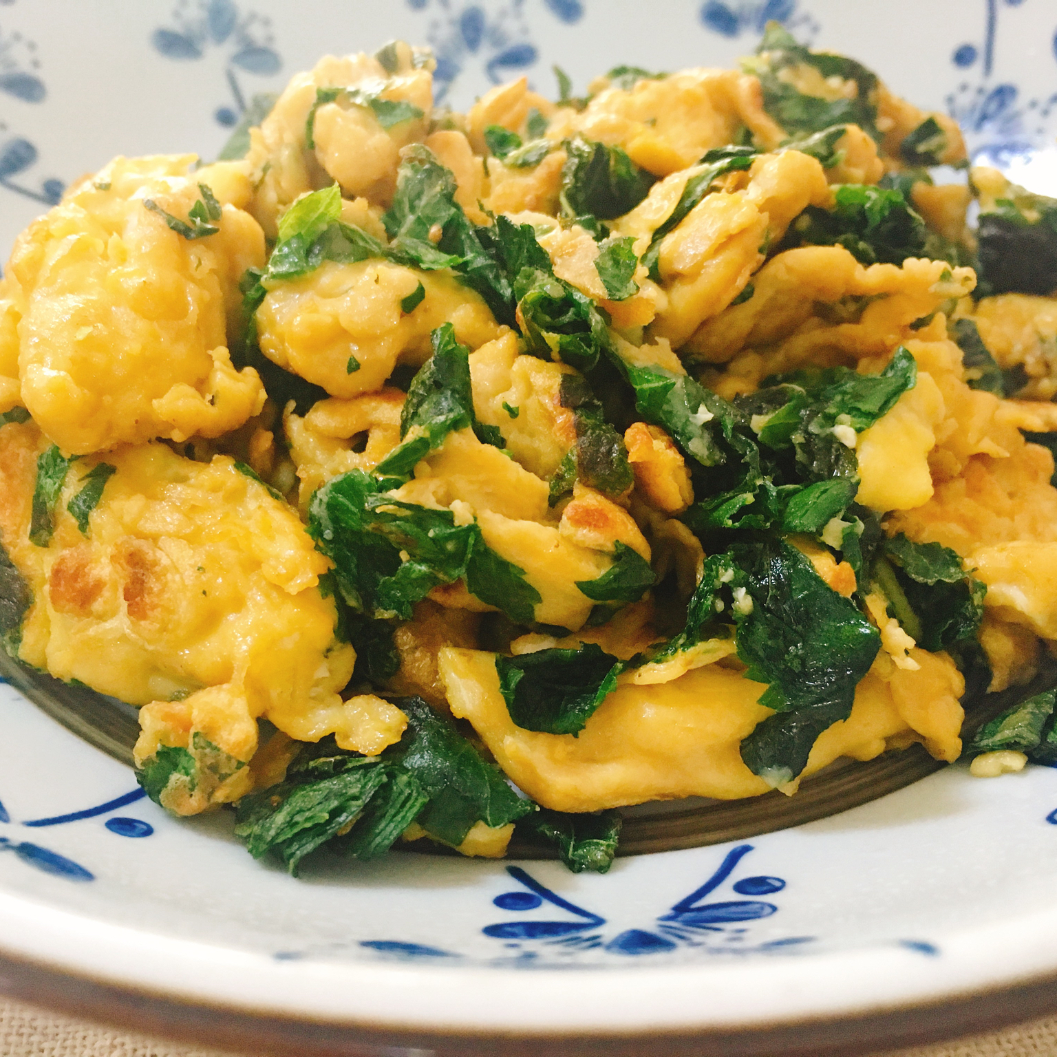 五谷做的紫苏叶炒蛋