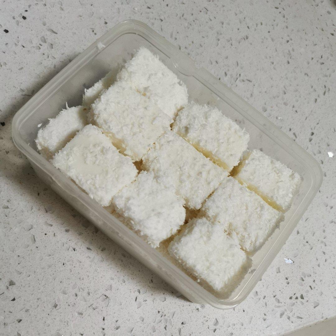 比85℃好吃百倍的椰蓉牛奶小方