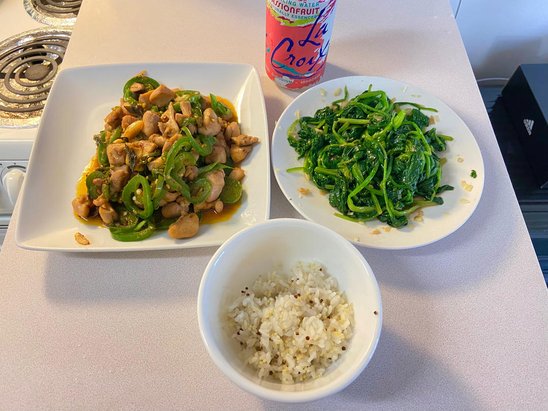凉拌菠菜(家传秘方)