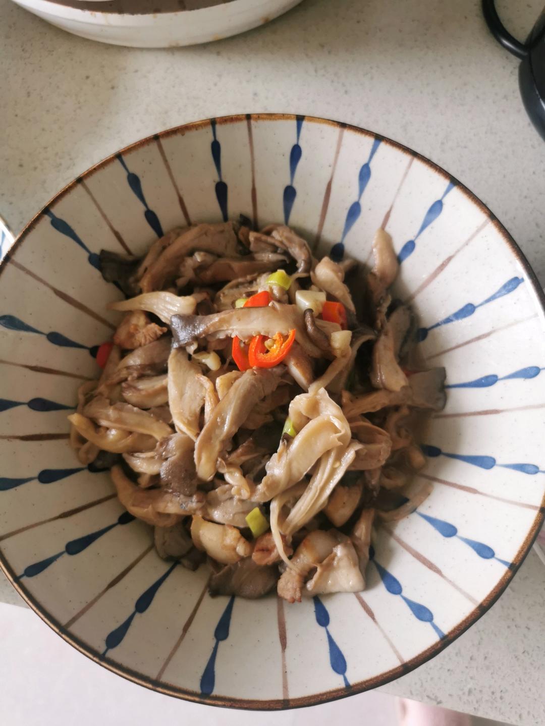 素炒平菇