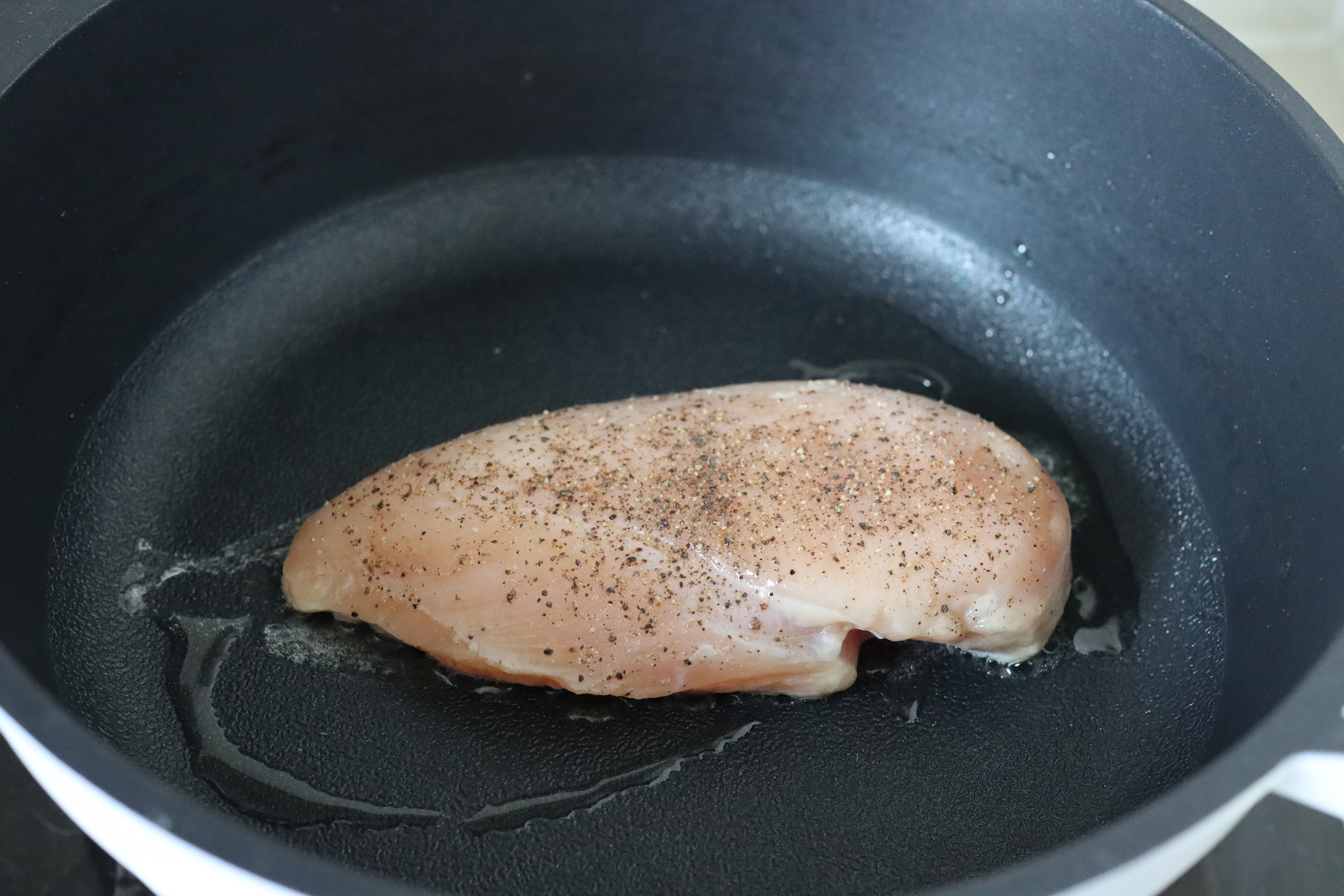 香煎鸡胸肉沙拉的做法 步骤3