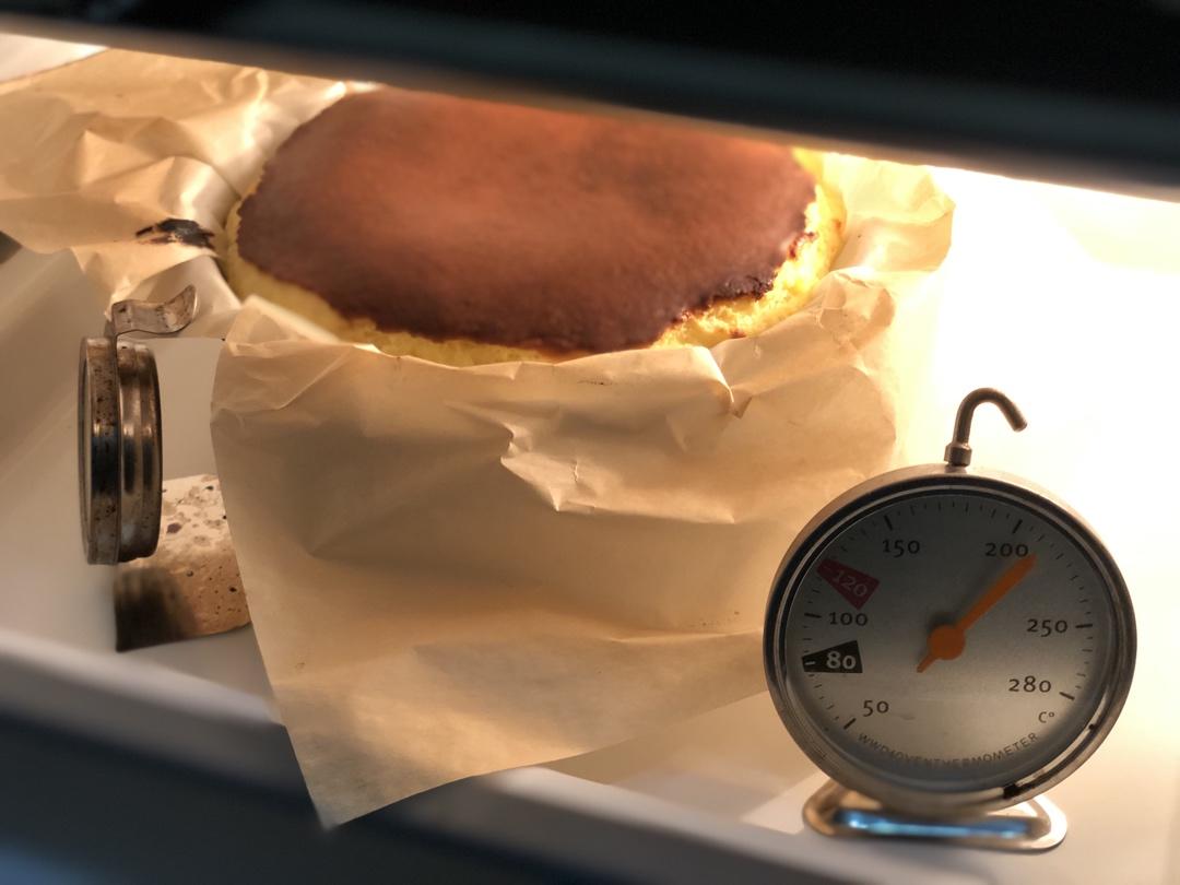 巴斯克烧焦芝士蛋糕