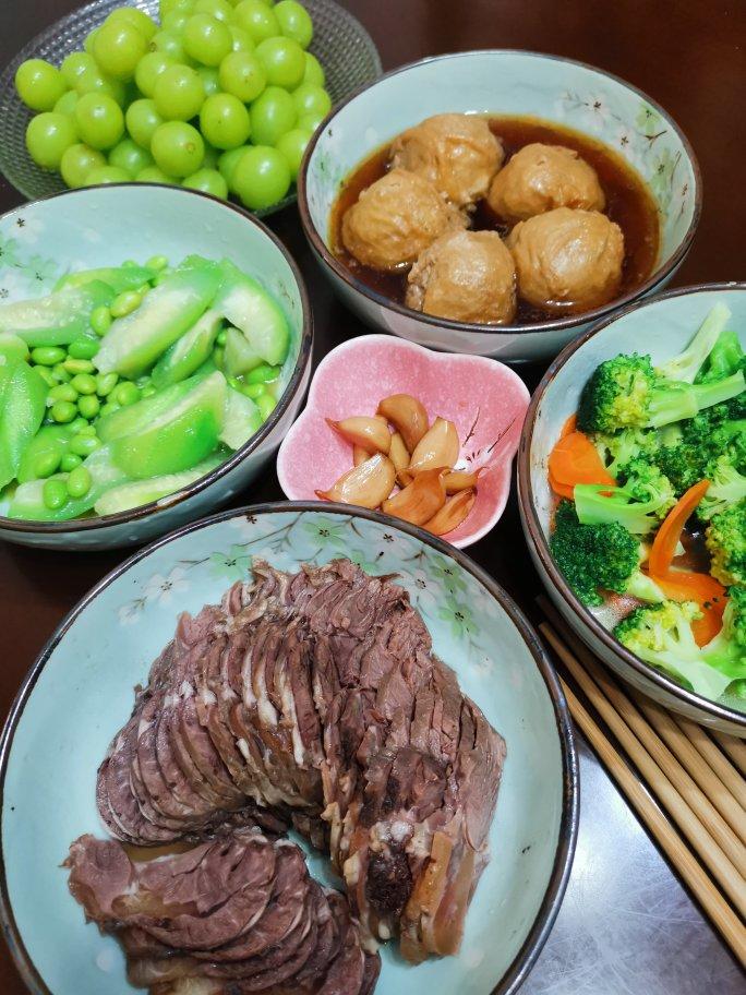 五香卤牛肉
