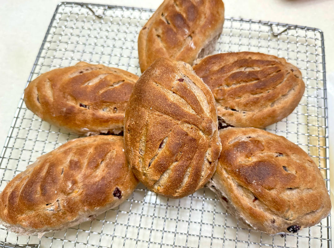 全麦软欧包（有啥放啥，健康美味，流程简易）