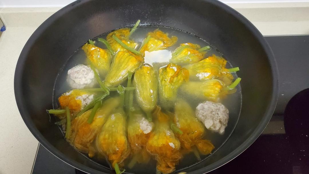 😋豆腐酿南瓜花汤💯夏天喝超清甜☑️