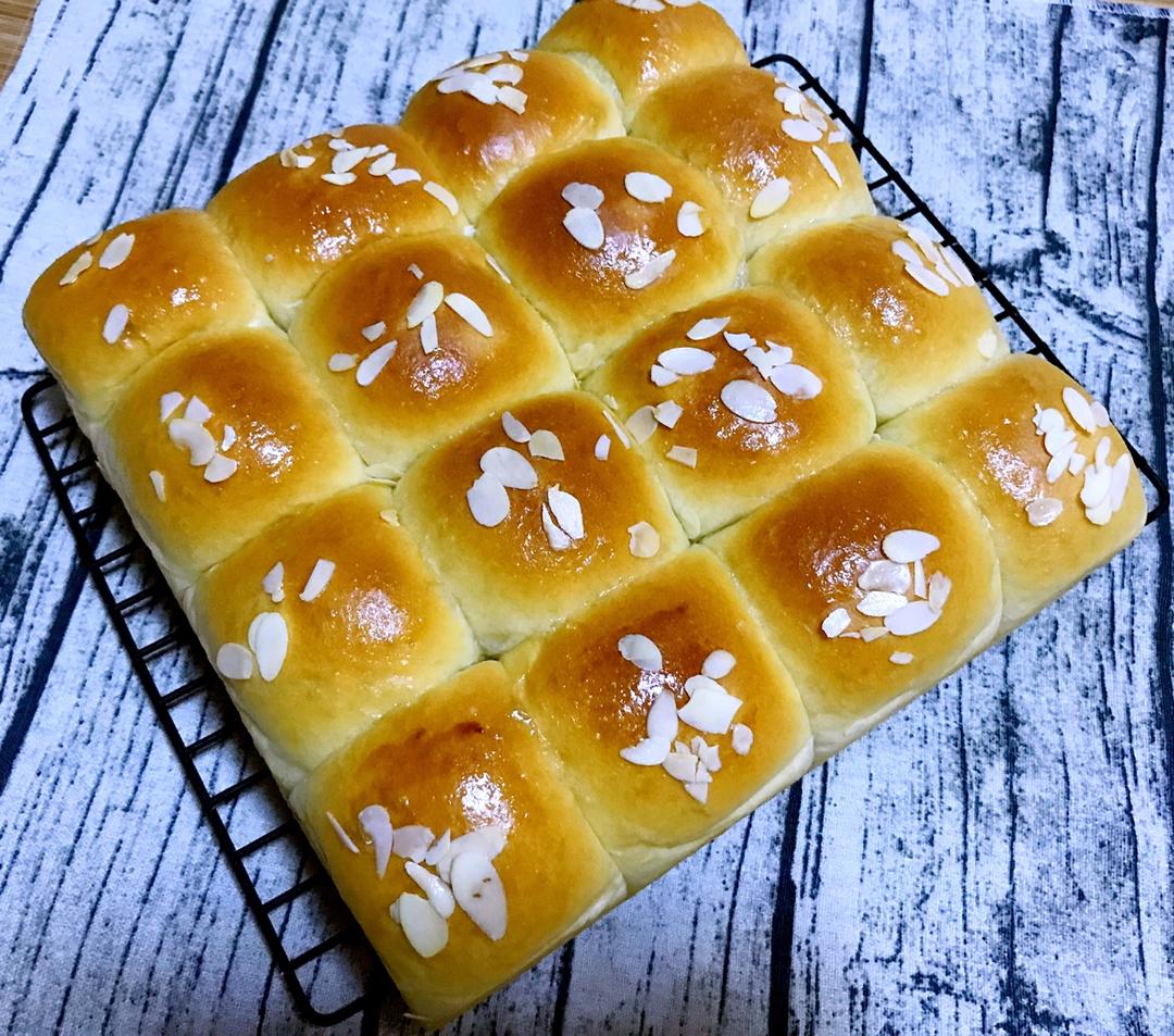 养乐多奶油小面包