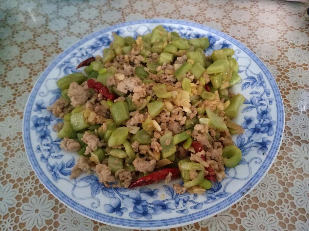 肉沫豆角下饭菜
