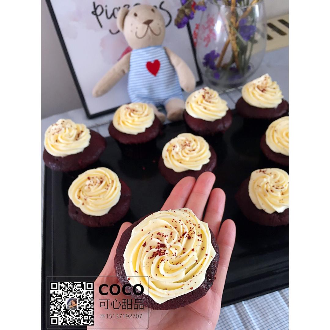 传统红丝绒杯子蛋糕（极软无泡打粉）Red velvet cupcake