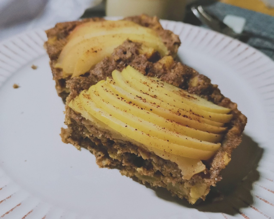 微波炉红糖肉桂苹果粗粮蛋糕【无油低卡低脂】的做法 步骤8