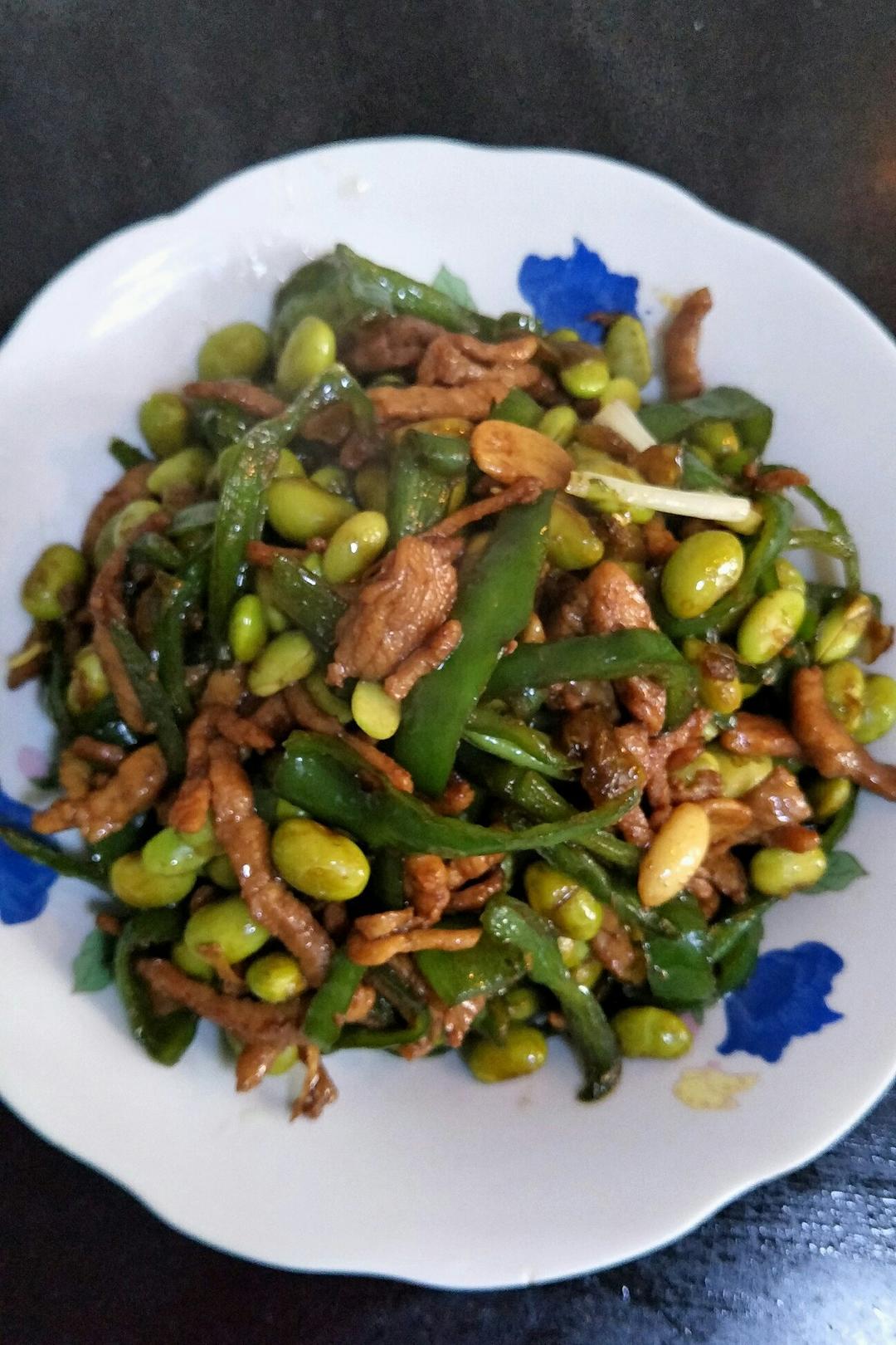 幸福小女人hj做的青椒毛豆炒肉丝