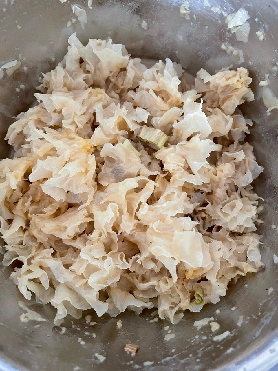 超级简单的凉拌银耳