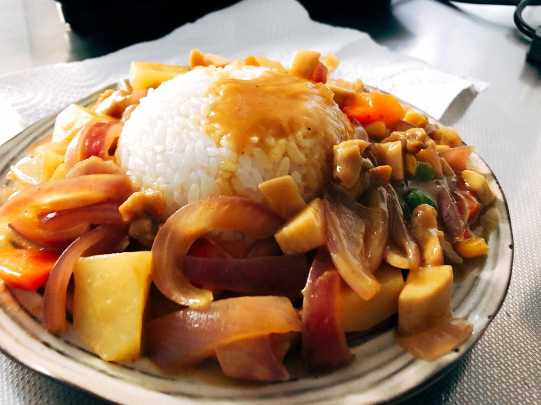 鸡肉咖喱饭
