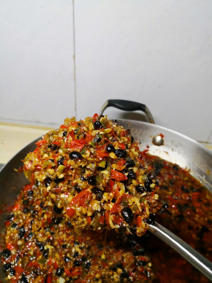 青红椒豆豉酱的做法