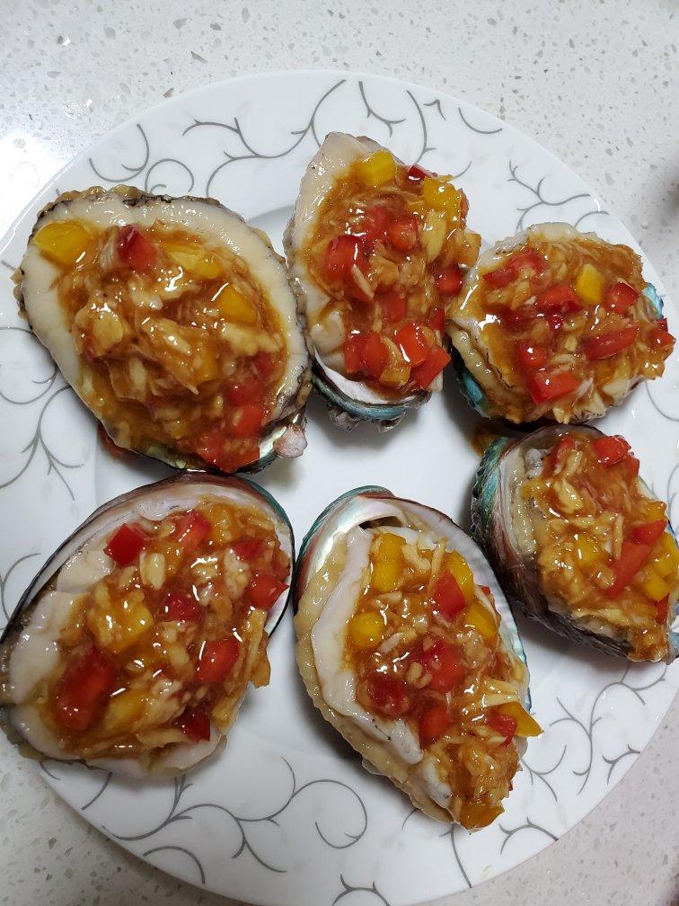 蒜蓉粉丝蒸鲍鱼