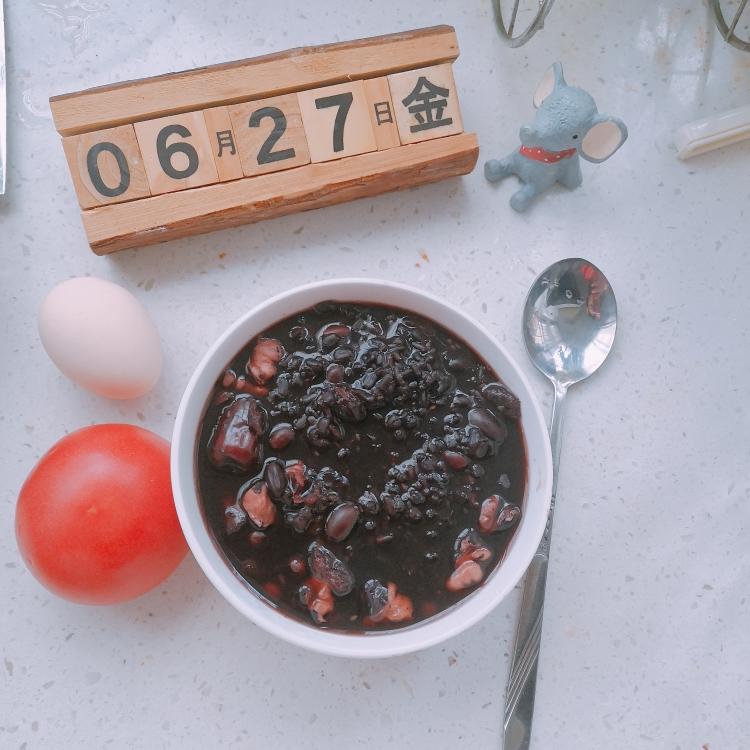 三黑乌发美颜汤（九阳炖锅版）的做法