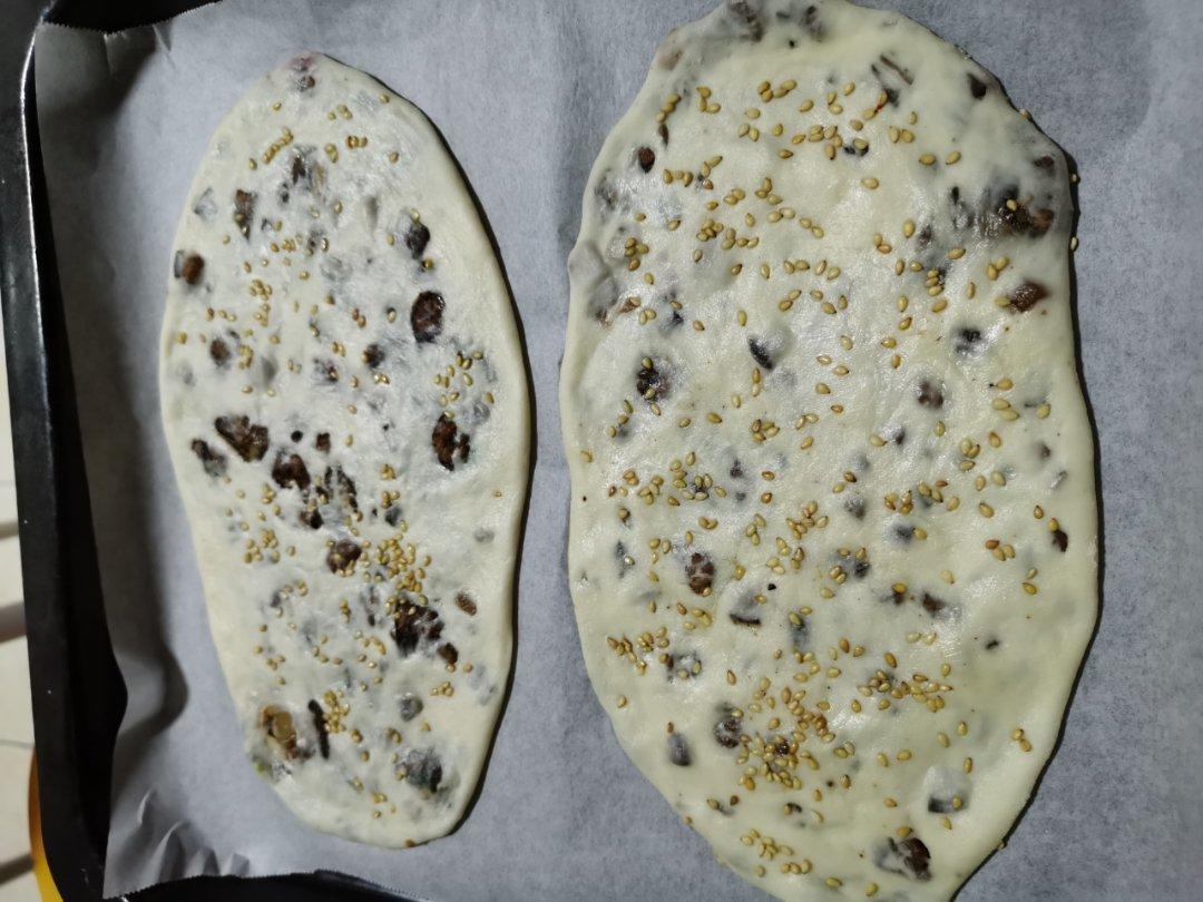 梅干菜鲜肉锅盔