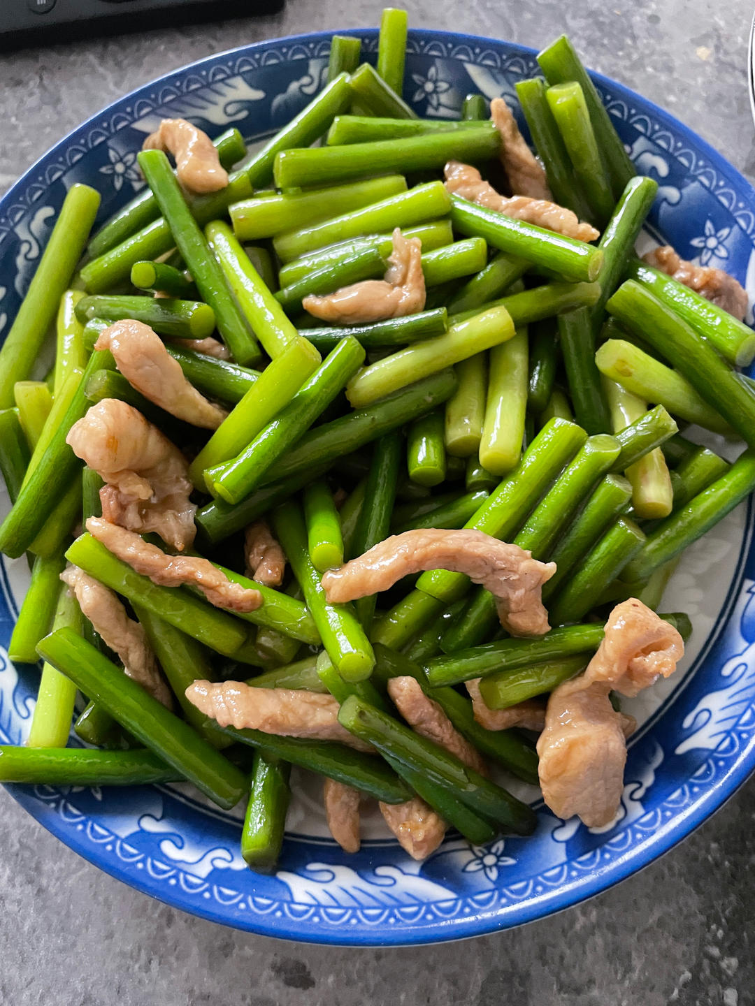简单易做的下饭菜－蒜苔炒肉