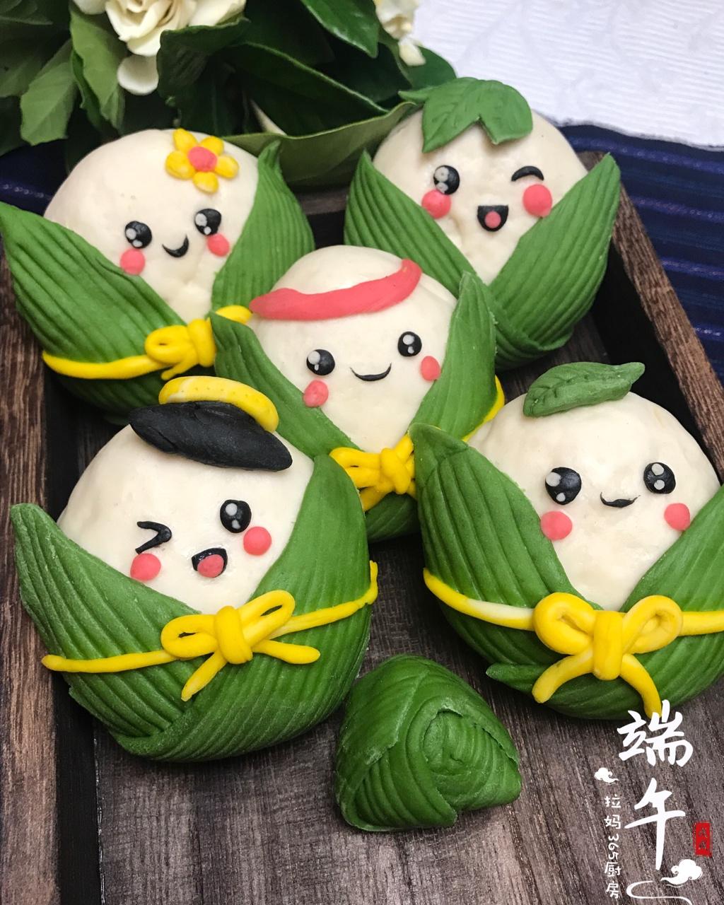 拉妈365厨房做的长草颜团子粽馒头