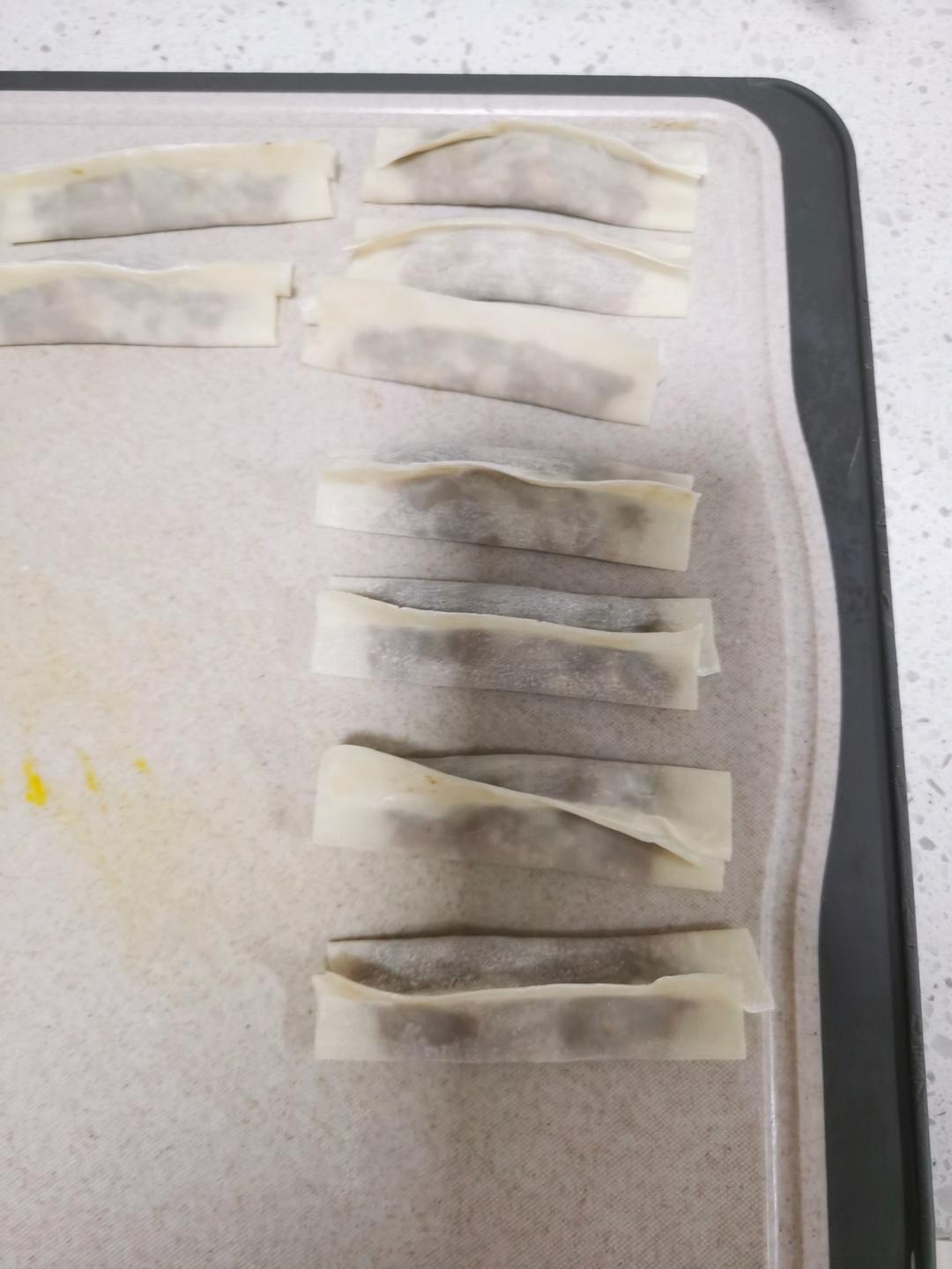三鲜锅贴