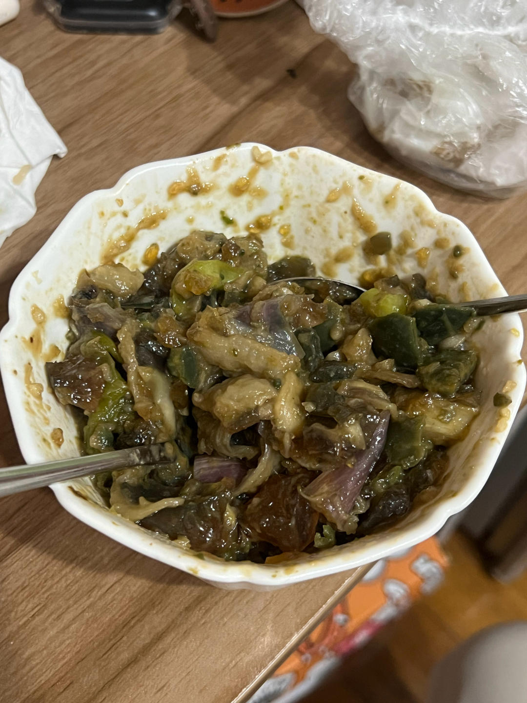 擂辣椒皮蛋茄子