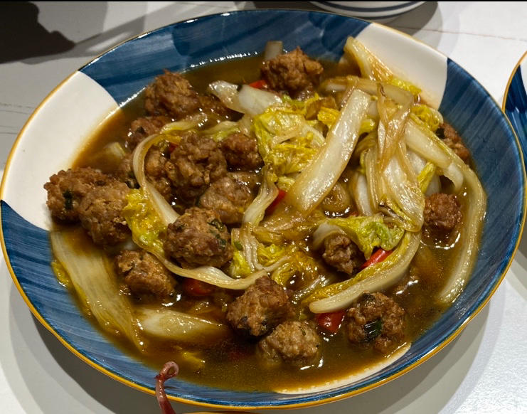 白菜烩肉圆