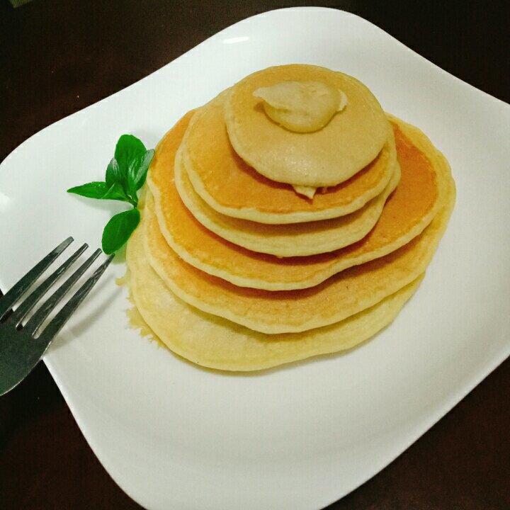 【减脂早餐】无油香蕉松饼（超简单）