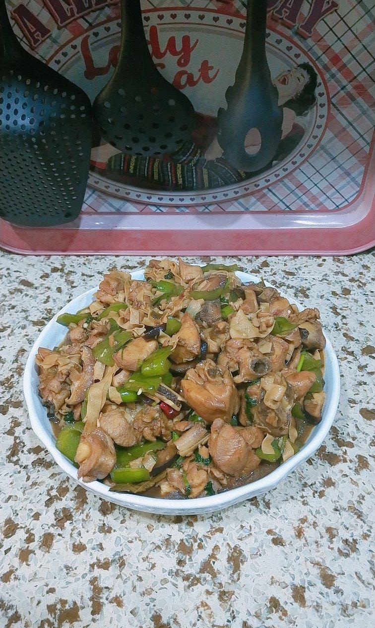 黄焖鸡米饭