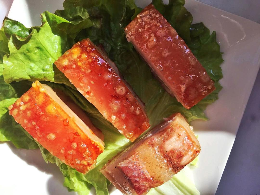 广式脆皮烧肉的做法！