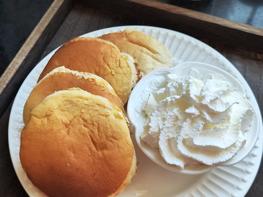 10分钟搞定网红舒芙蕾松饼🥞超松软『步骤详细附视频』『平底锅美食』