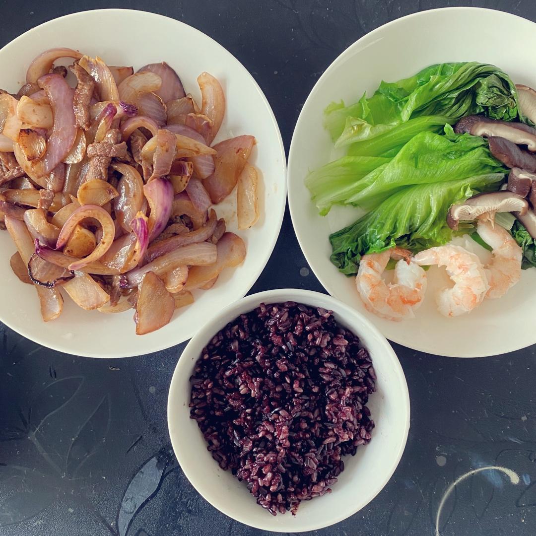 洋葱炒牛肉