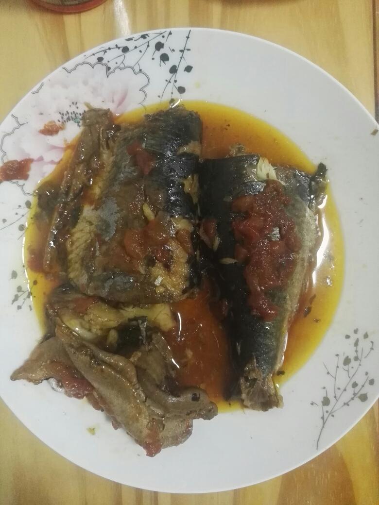 不用一滴油简单的茄汁青鱼罐头