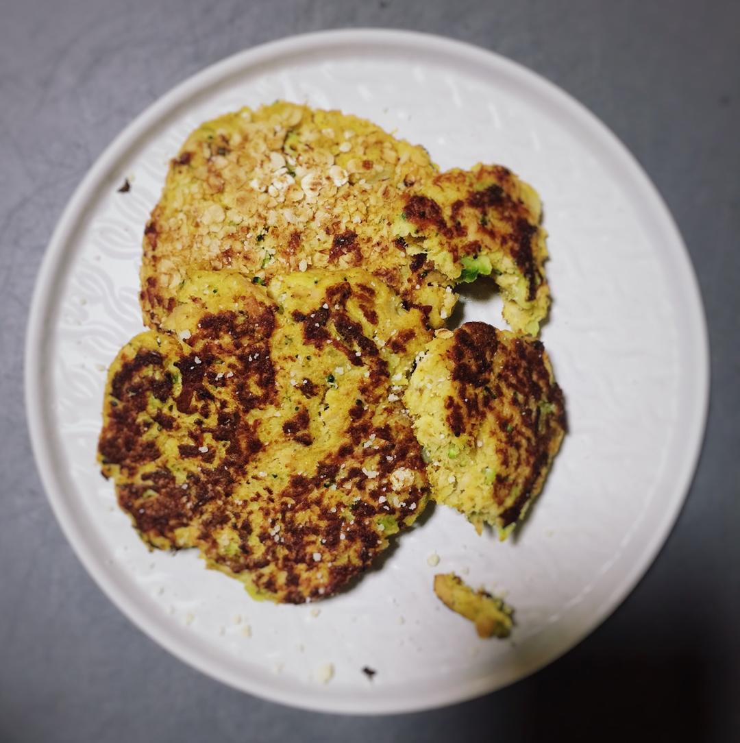 咖喱金枪鱼土豆燕麦小酥饼配芒果甜辣酱【健康主食】