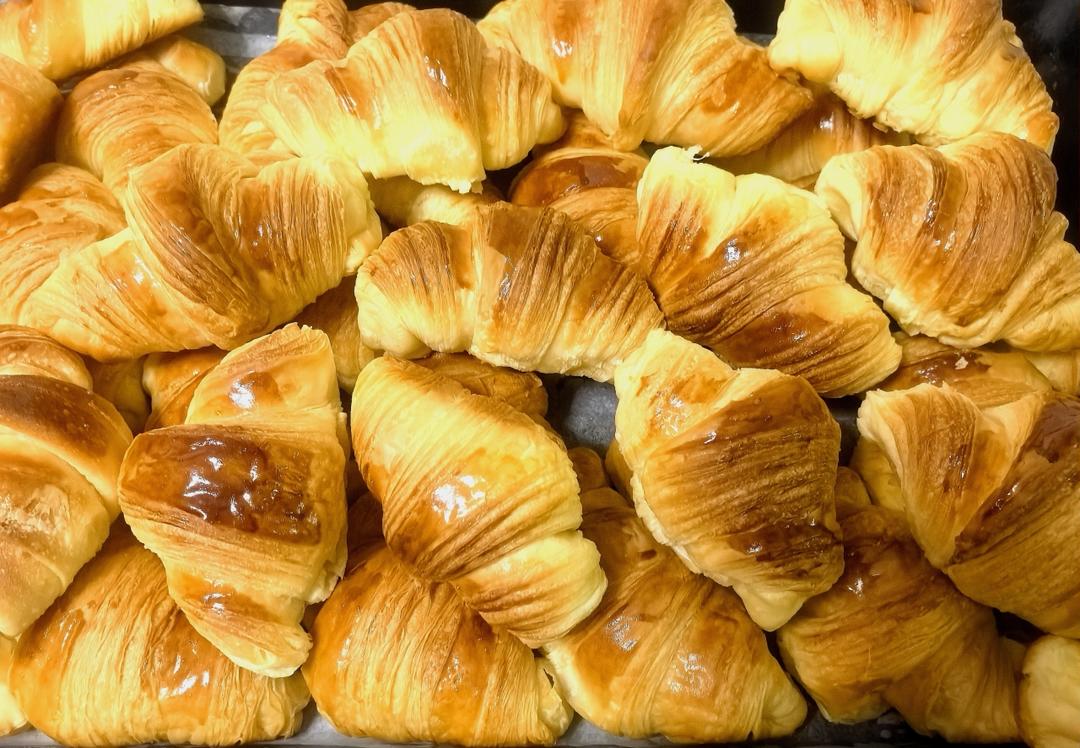 自用方可颂&蜜豆手撕小金砖