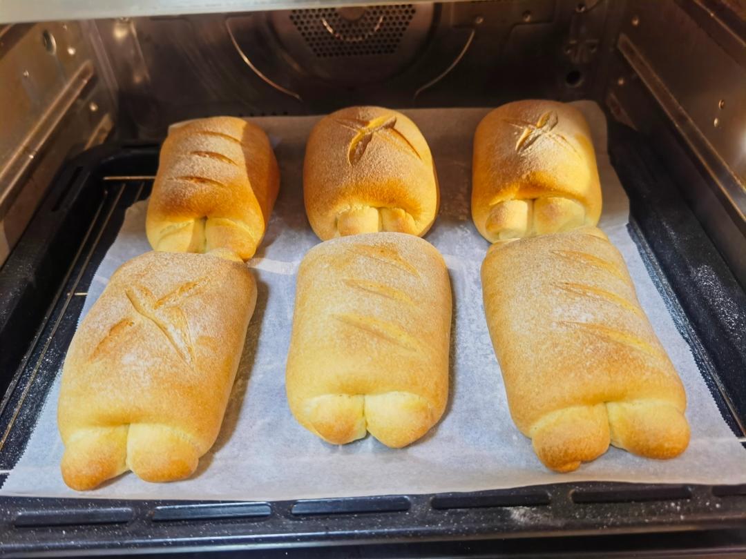消耗淡奶油 | 纯奶油中种面包卷卷