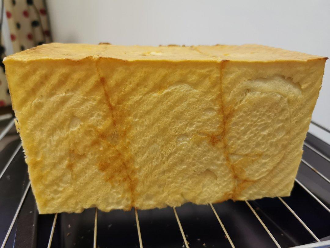 软到拿不起来的生吐司