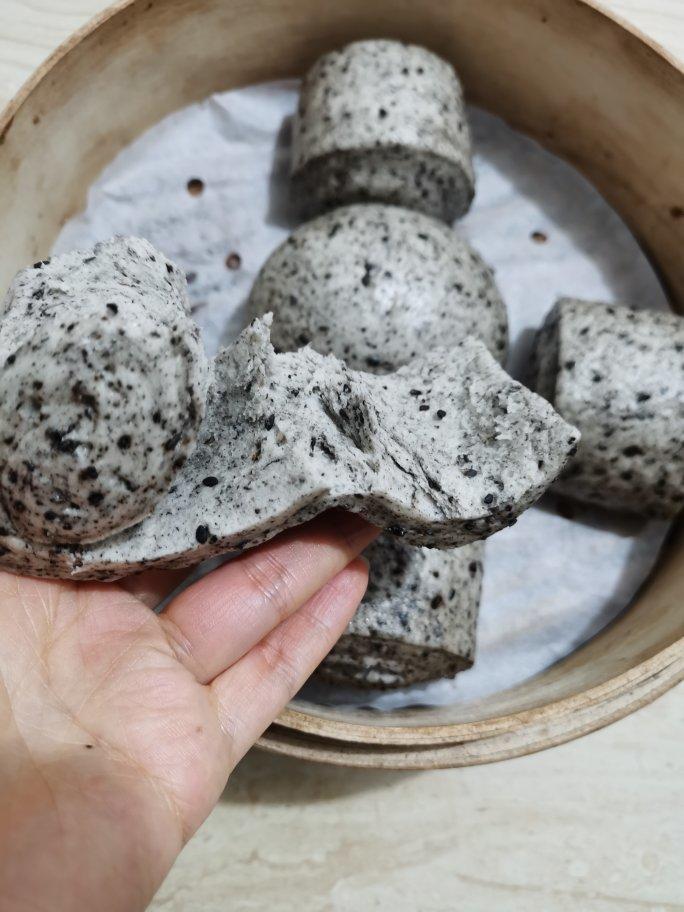 奶香黑芝麻刀切馒头