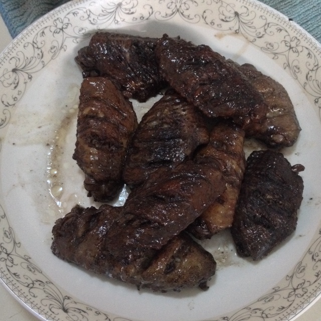 红酒鸡翅的家常做法(红酒翅中的做法大全)