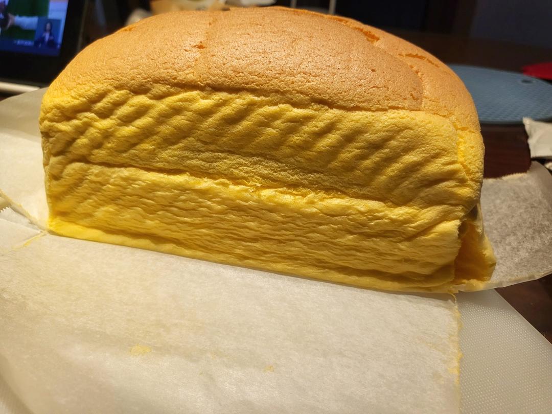 堪比柯基屁股
爆浆芝士🧀古早蛋糕