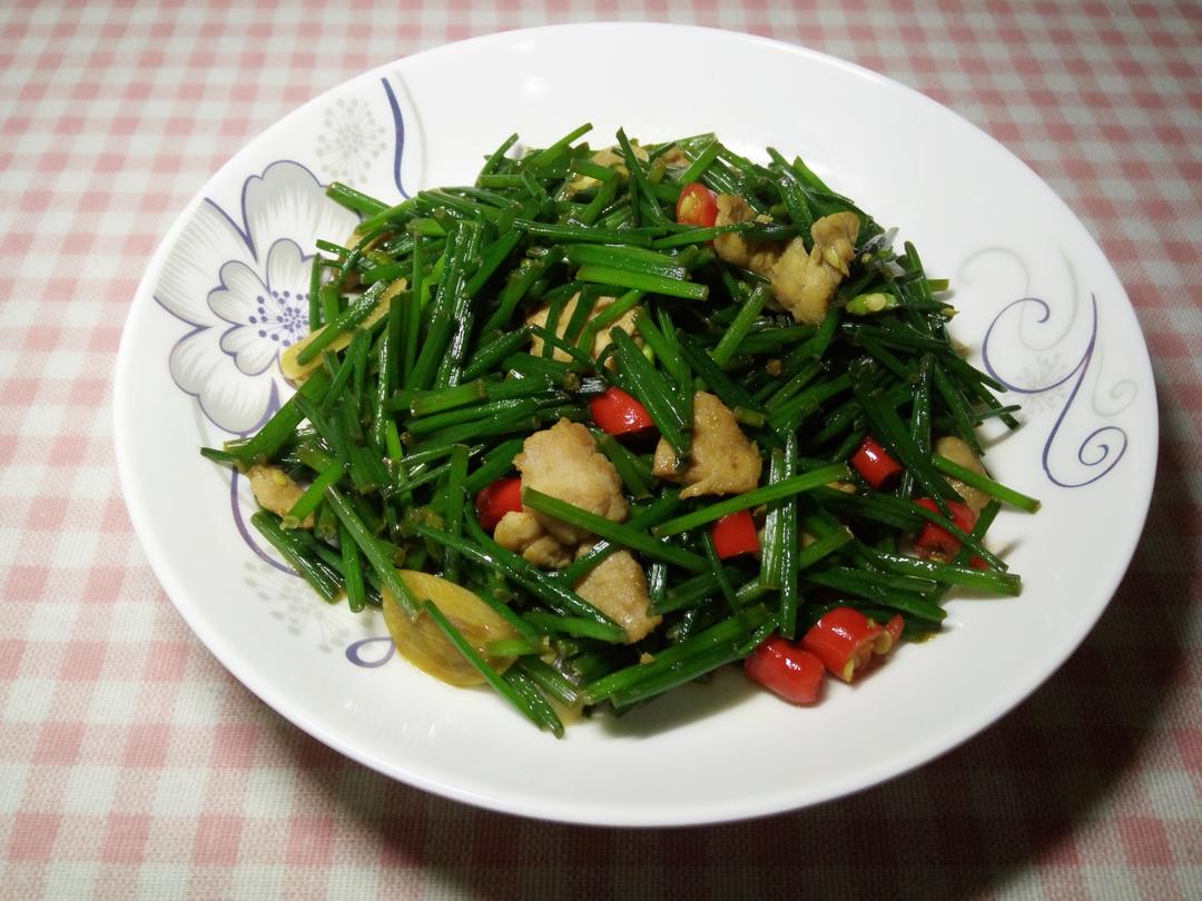 韭菜花炒肉丝
