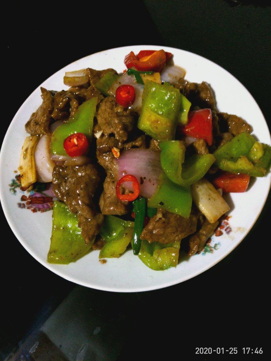 fjxmchf做的黑胡椒炒洋葱牛肉