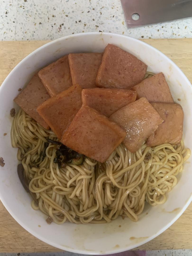 10分钟搞定的一碗葱油拌面