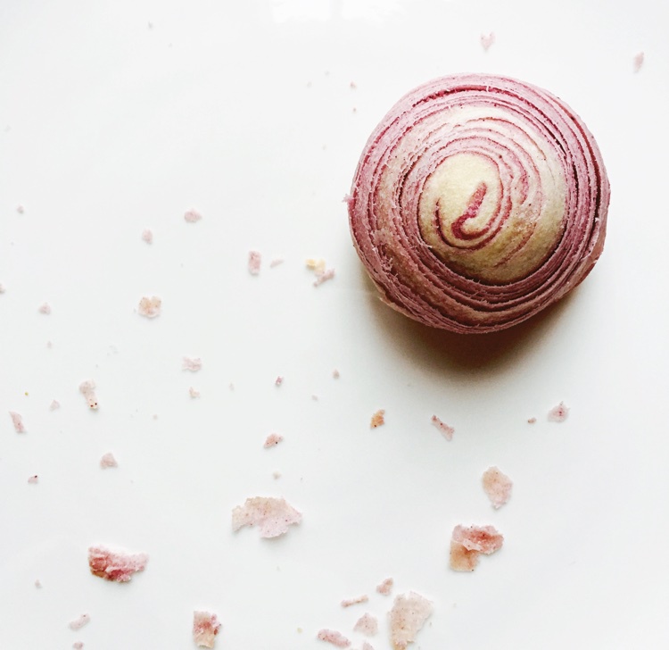 蛋黄酥~紫薯、抹茶、原味~花好月圆，中秋快乐~内附一次做六色蛋黄酥方法~