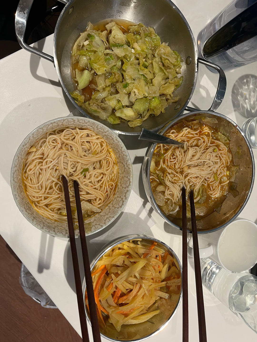 王大厨酸汤面