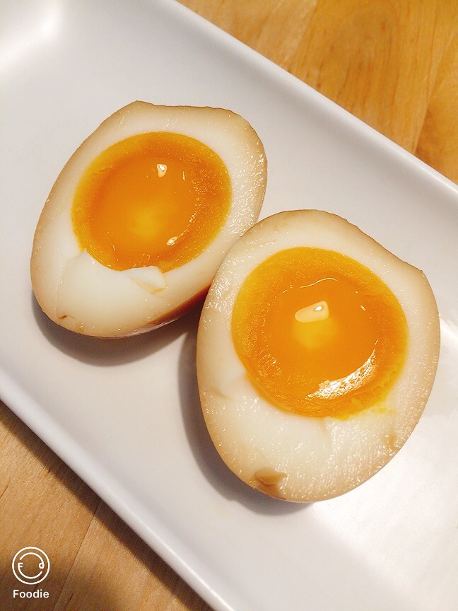 嫩嫩的卤蛋（附完美煮蛋剥蛋法）的做法