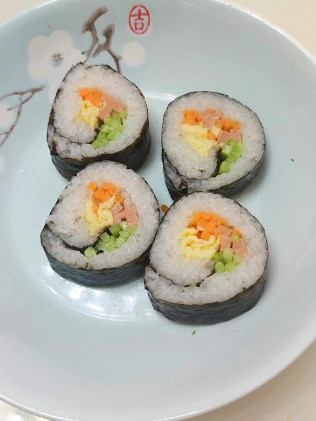 高颜值的紫菜包饭