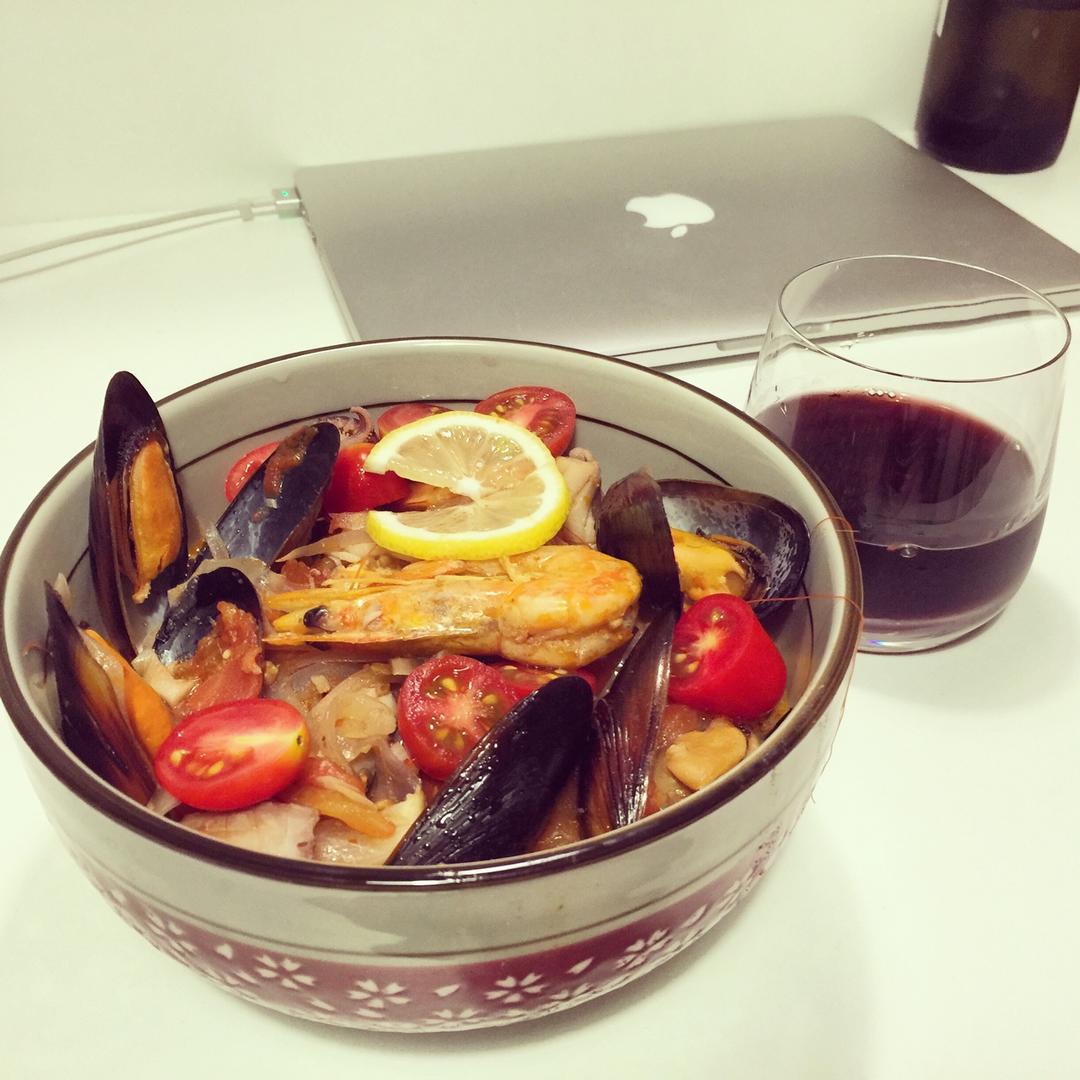 泰式红咖喱海鲜意面