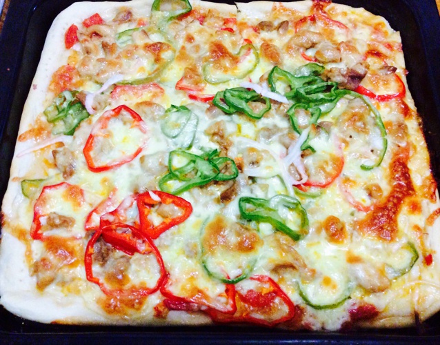 奥尔良鸡丁黄金脆底披萨