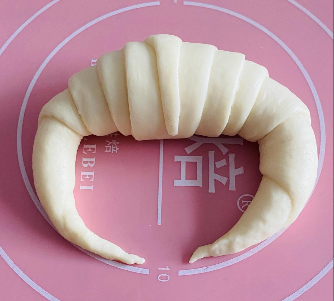 脆皮牛角面包