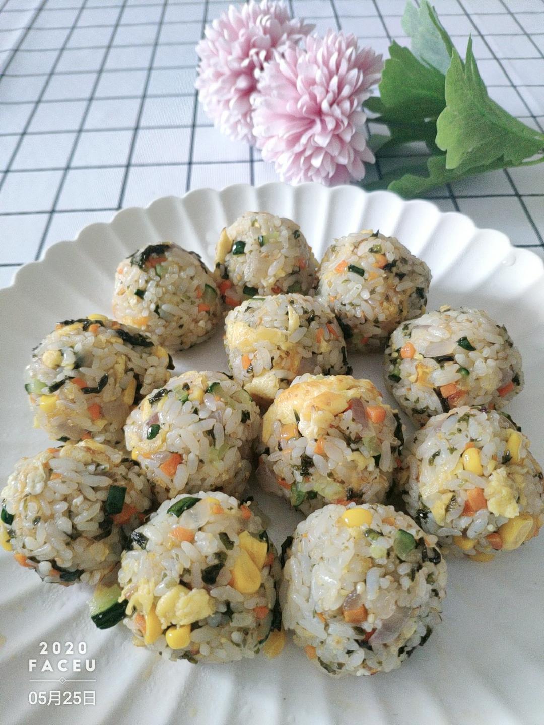 肉松海苔饭团🍙